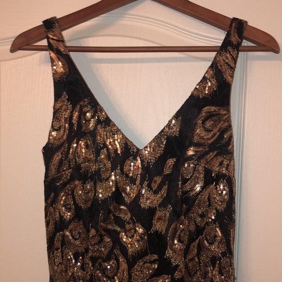 Simon Chang size 6 gold sequin dress - Picture 4 of 6